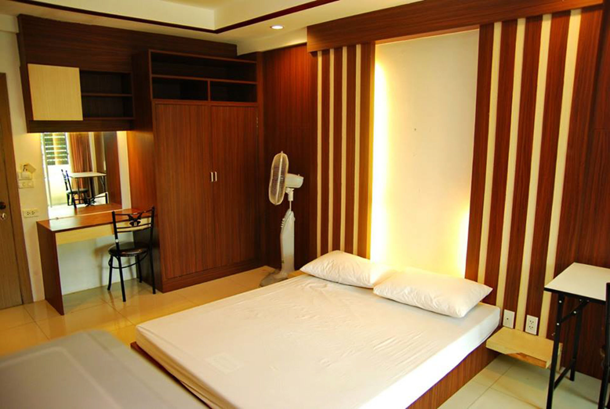 Ze Residence Bangkok Exterior foto